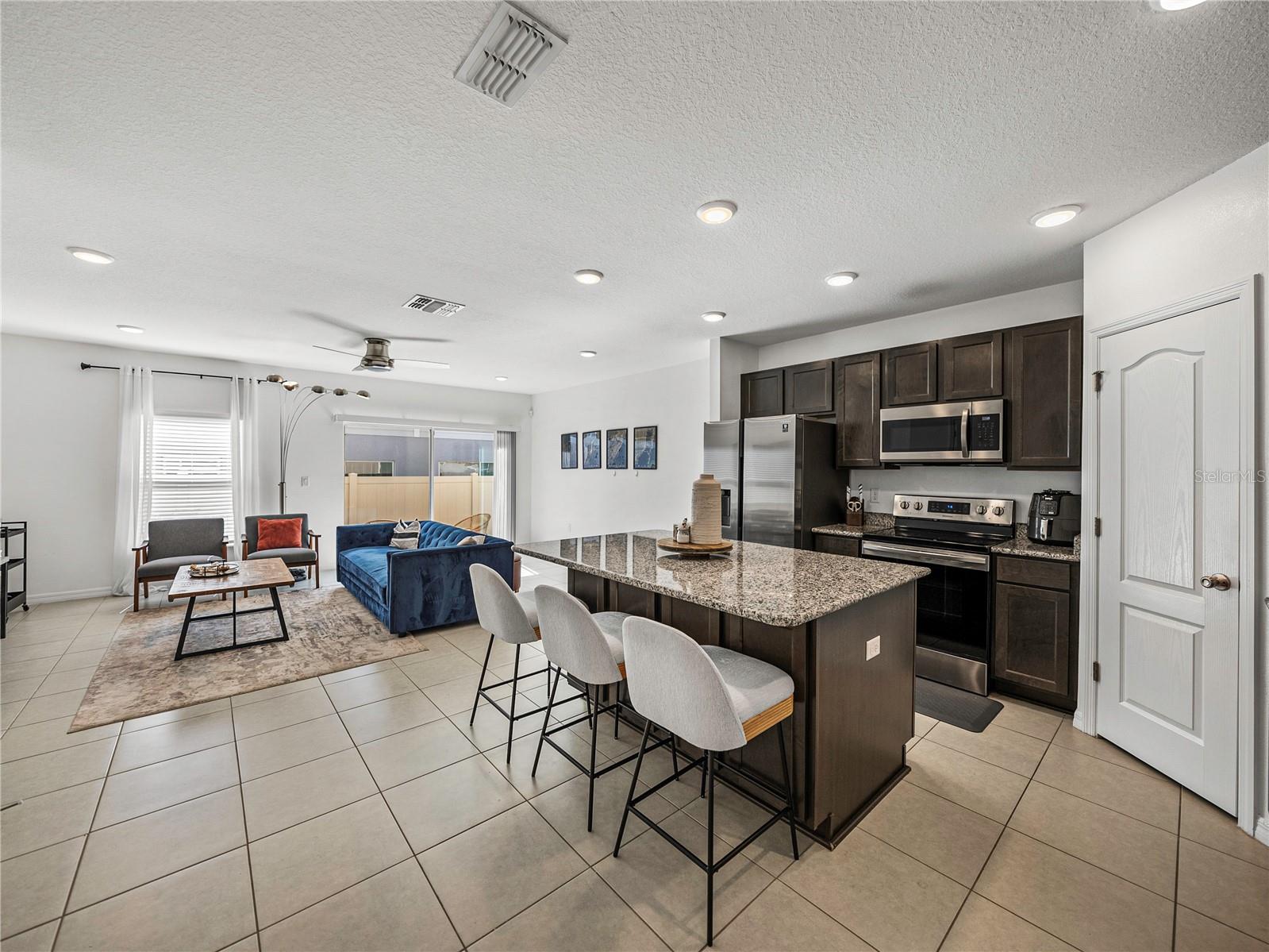 10909 GOLDEN ACORN AVE, TAMPA, FL, 33610