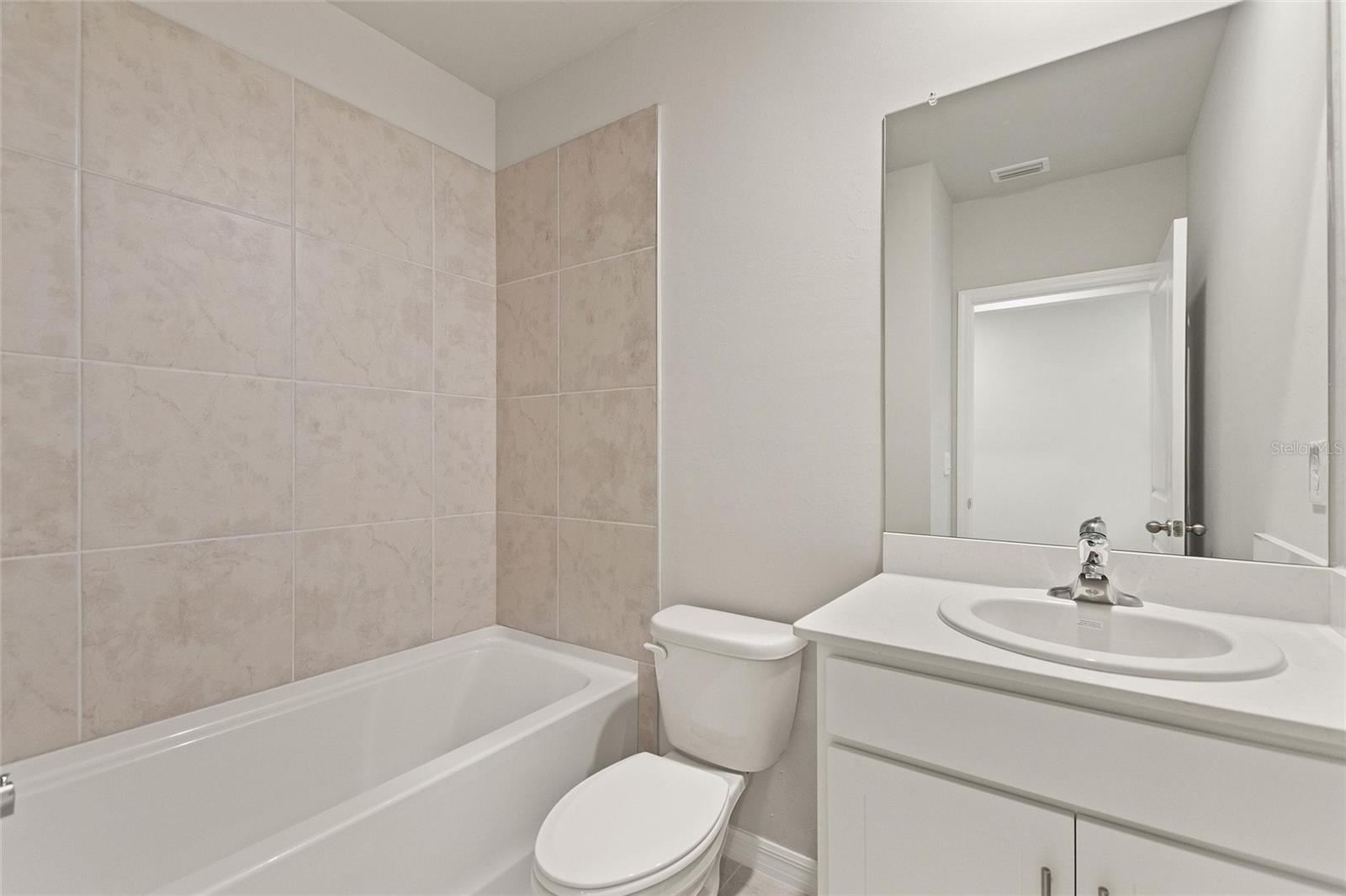 347 SEASONS DR, PUNTA GORDA, FL, 33983