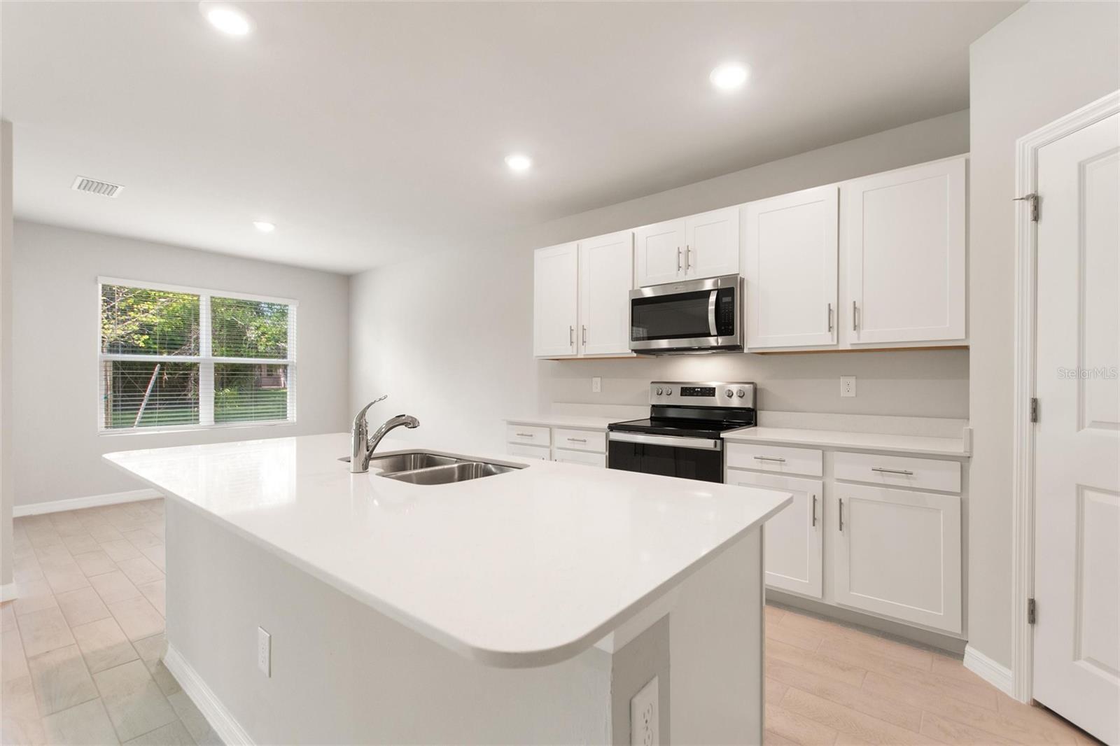 347 SEASONS DR, PUNTA GORDA, FL, 33983