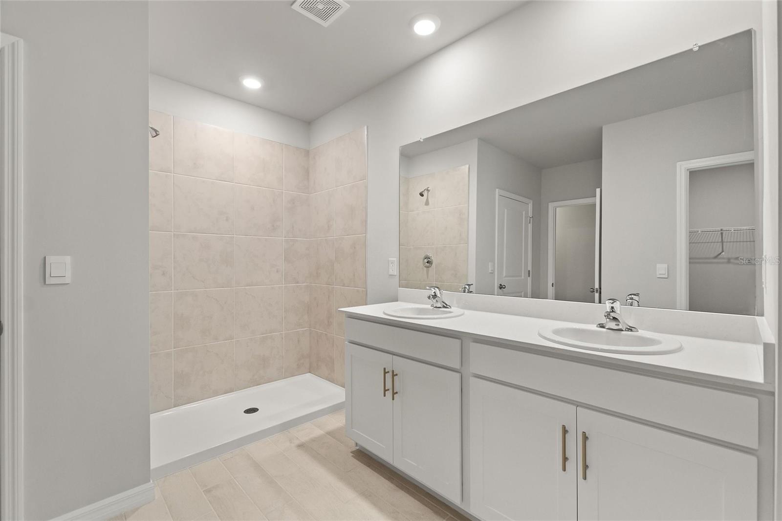 347 SEASONS DR, PUNTA GORDA, FL, 33983