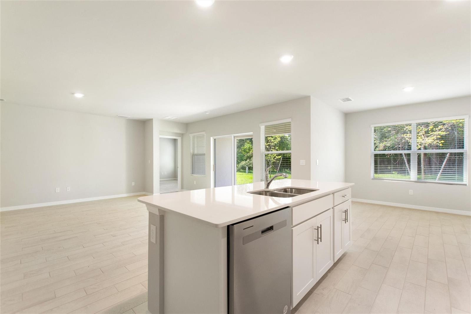 347 SEASONS DR, PUNTA GORDA, FL, 33983