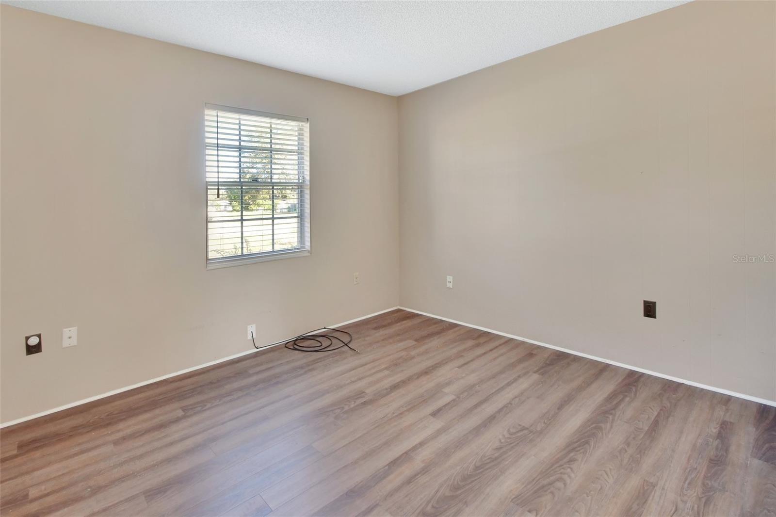 51 PINE DR, DEBARY, FL, 32713