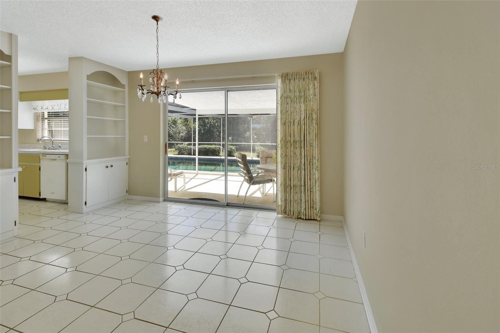 51 PINE DR, DEBARY, FL, 32713