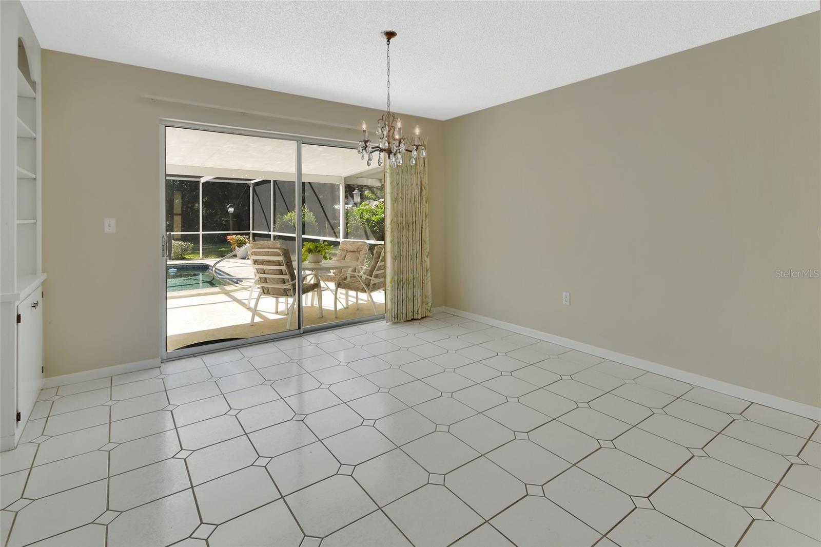 51 PINE DR, DEBARY, FL, 32713