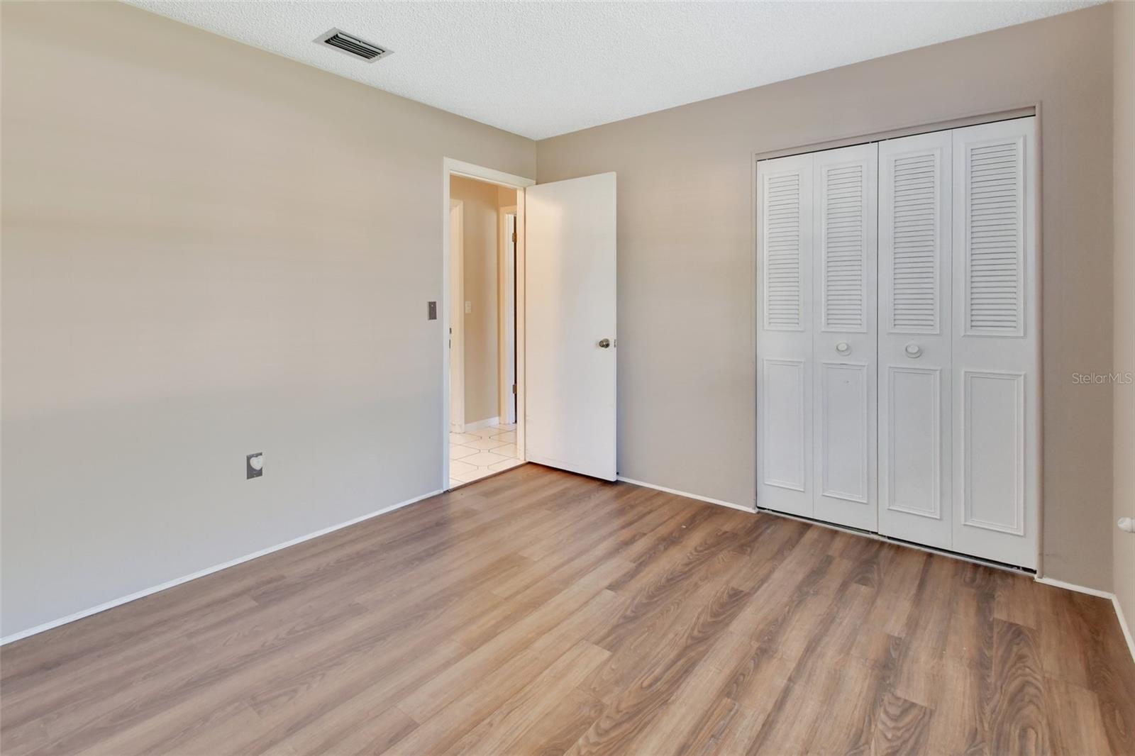 51 PINE DR, DEBARY, FL, 32713