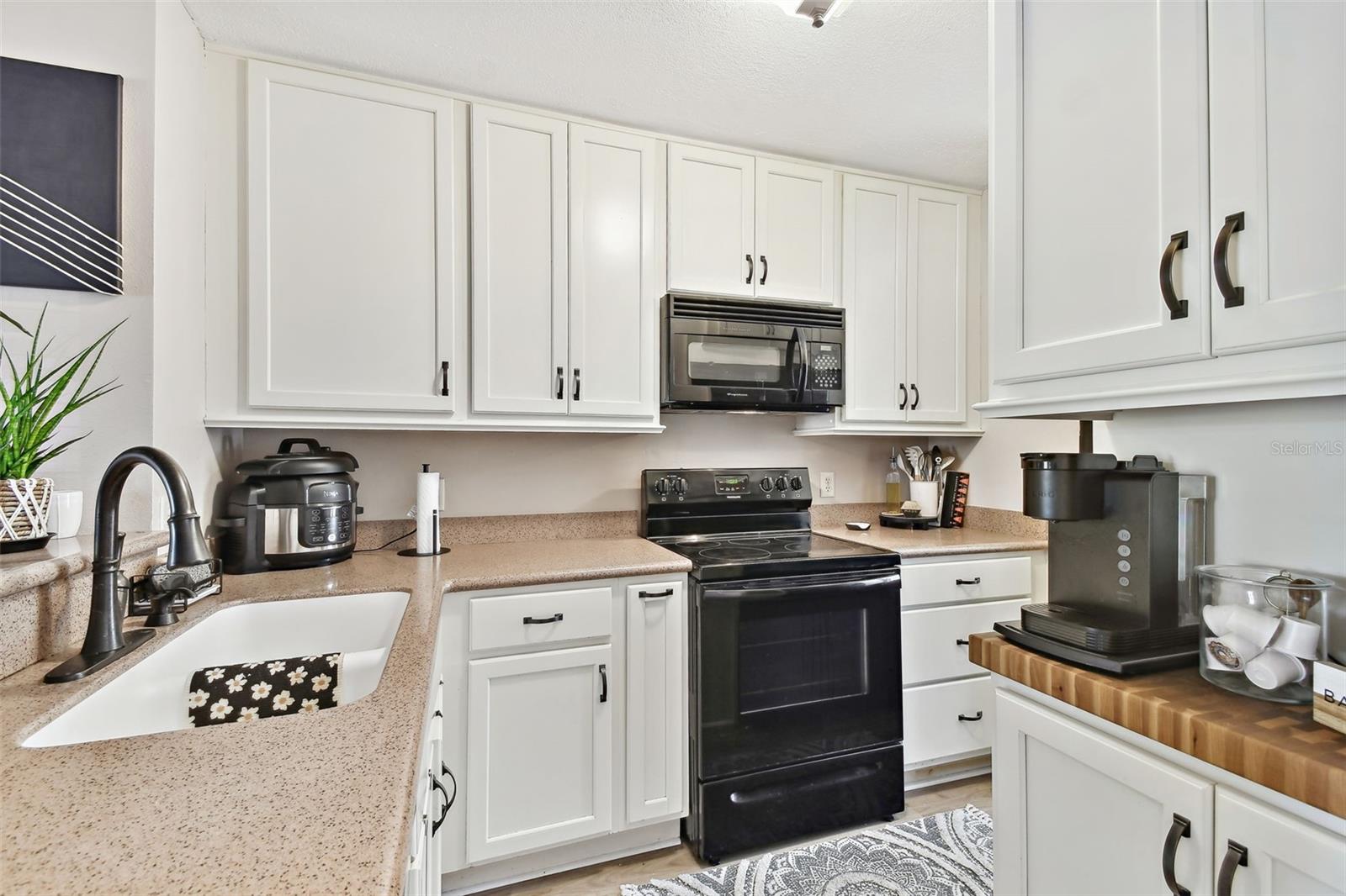 3361 W WYOMING CIR, TAMPA, FL, 33611