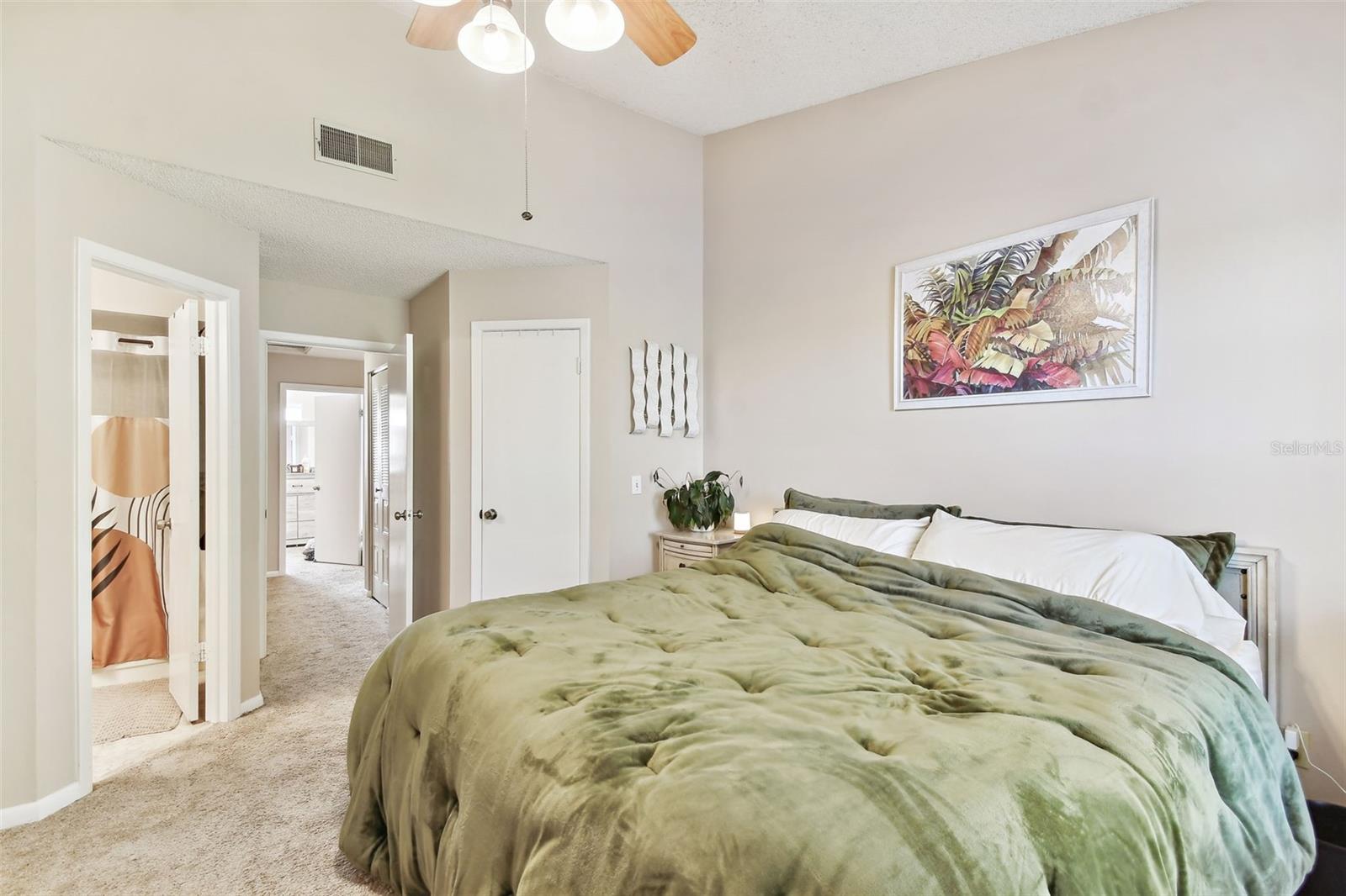 3361 W WYOMING CIR, TAMPA, FL, 33611