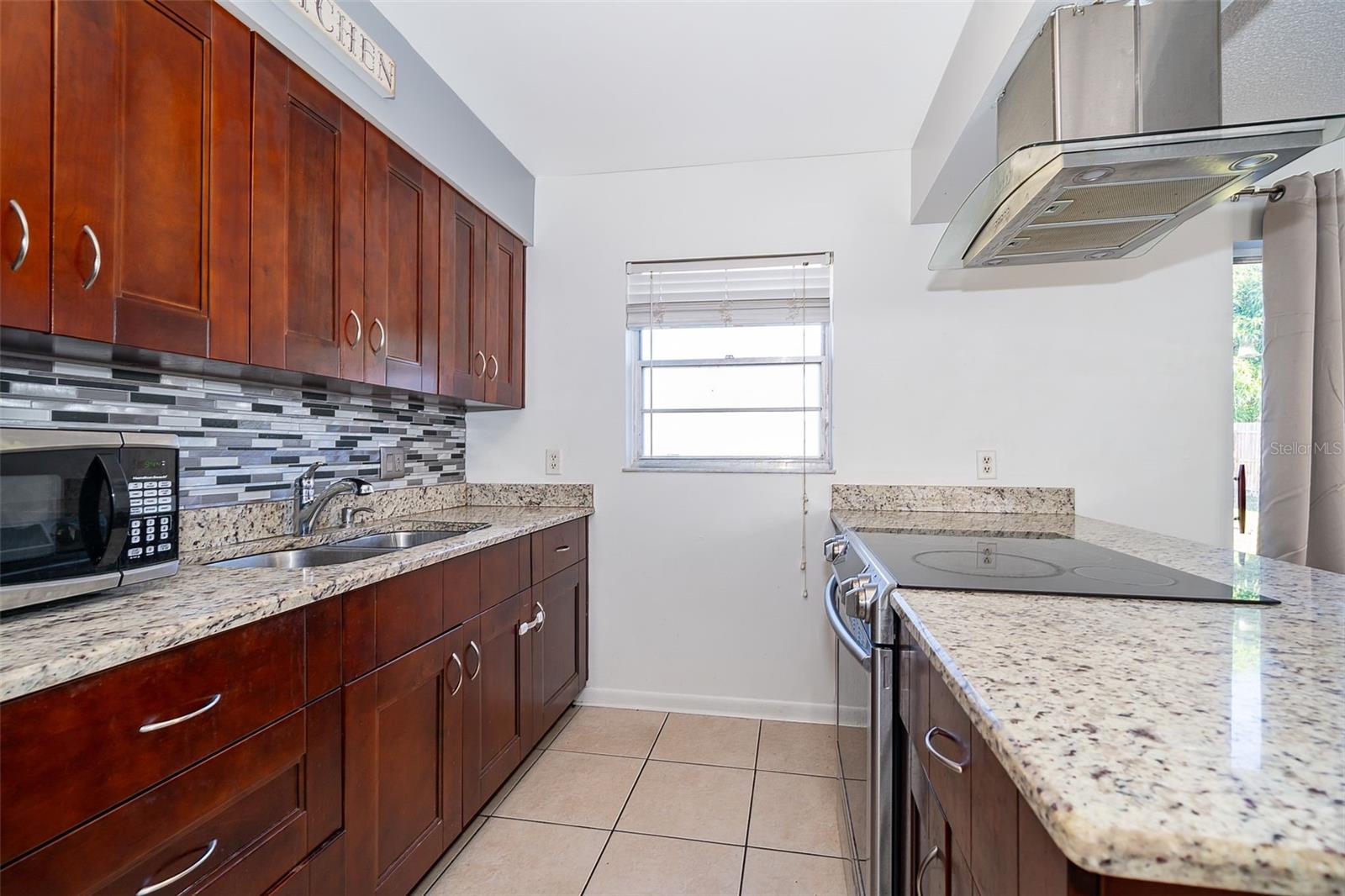 7659 NOLTON WAY, ORLANDO, FL, 32822