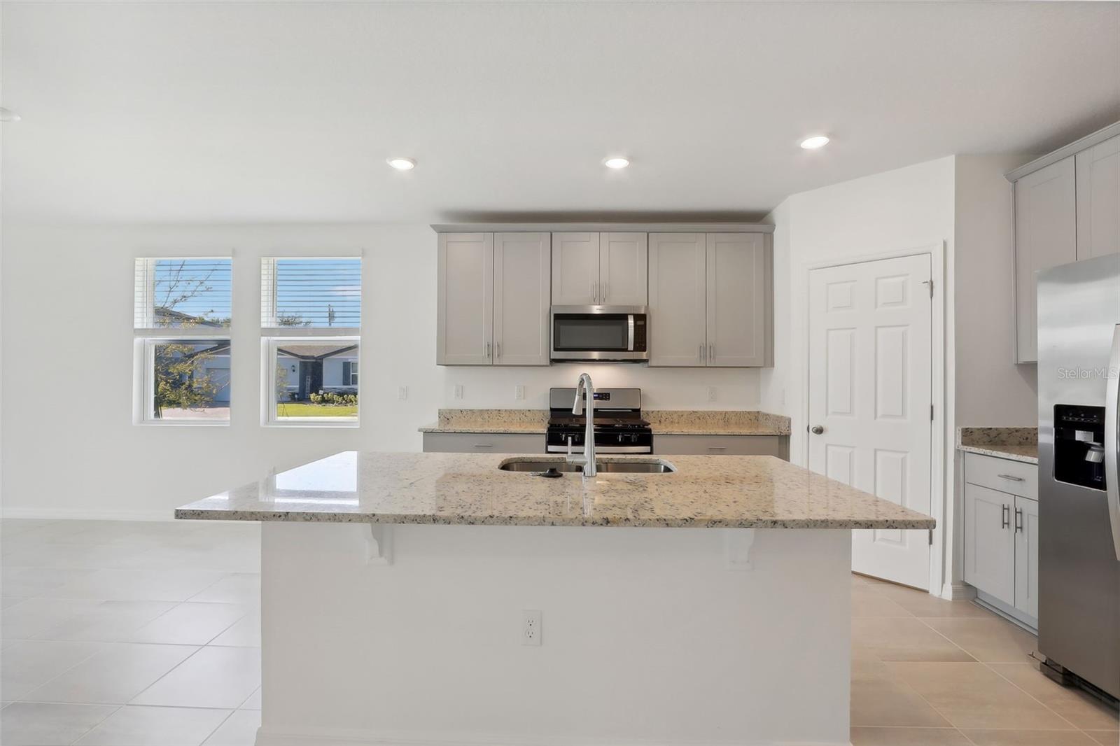 4702 JASMINE CIR, LEESBURG, FL, 34748