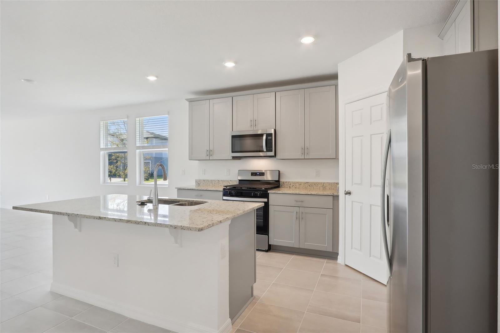 4702 JASMINE CIR, LEESBURG, FL, 34748