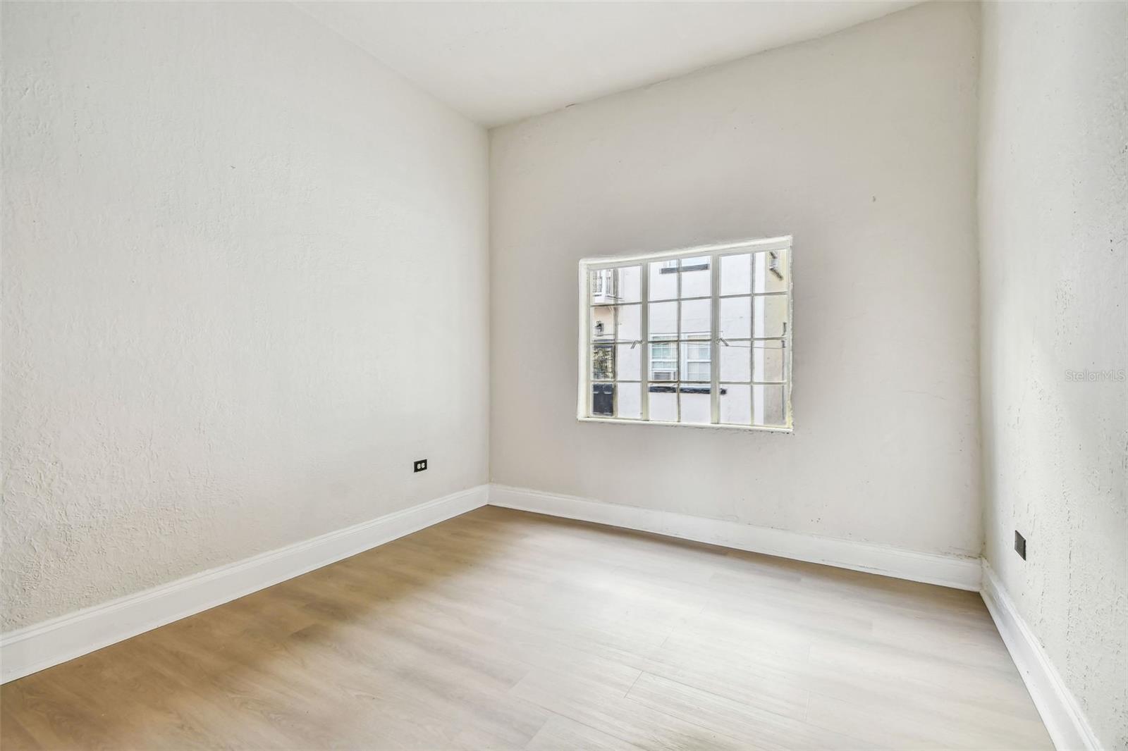 2102 W LA SALLE ST, TAMPA, FL, 33607
