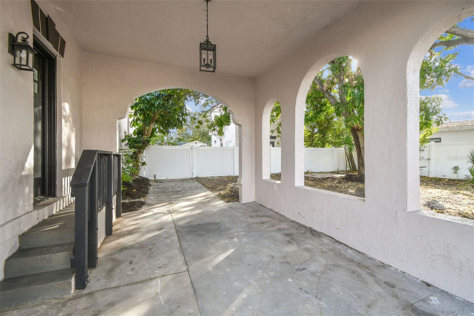 2102 W LA SALLE ST, TAMPA, FL, 33607