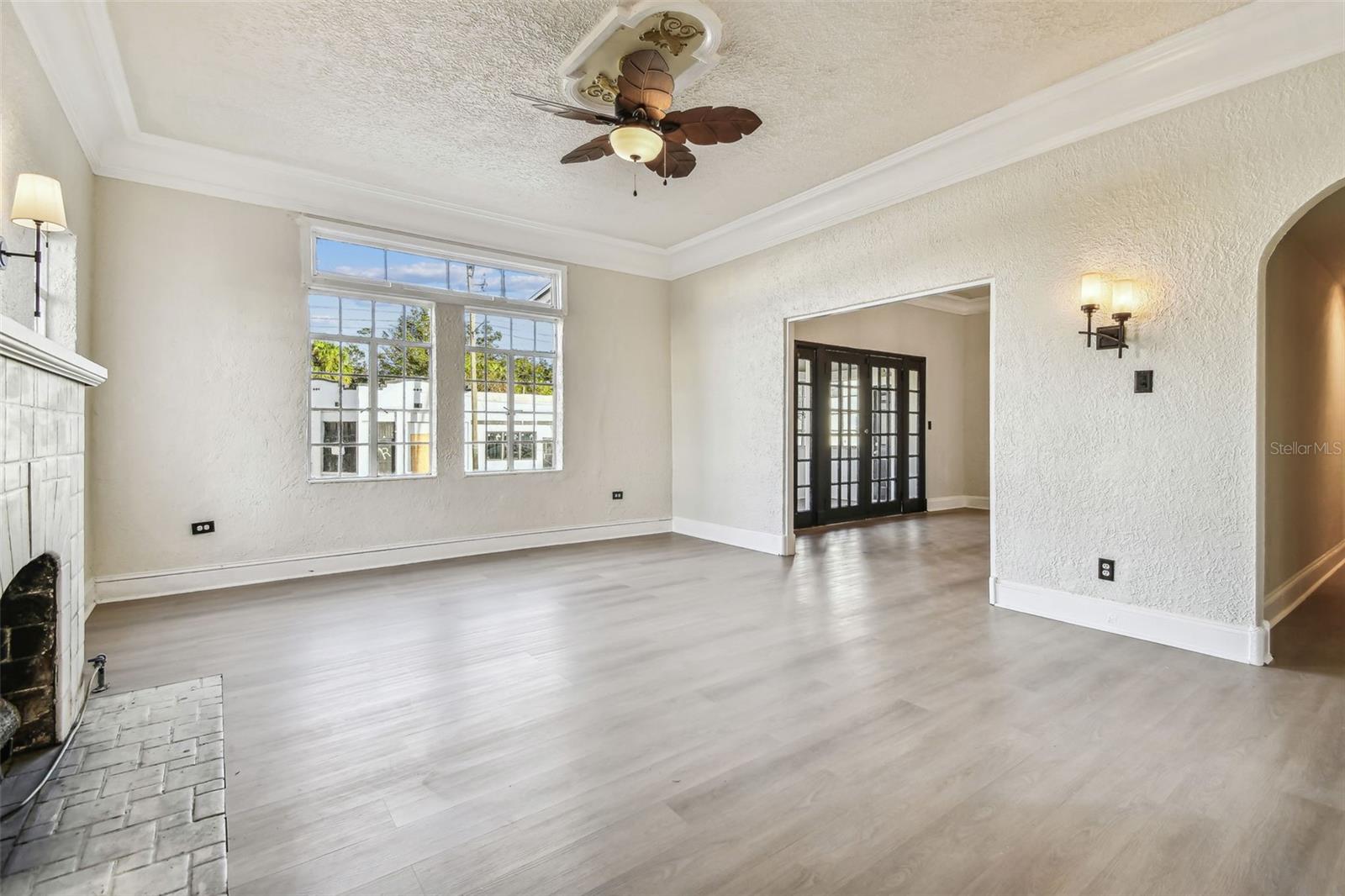 2102 W LA SALLE ST, TAMPA, FL, 33607