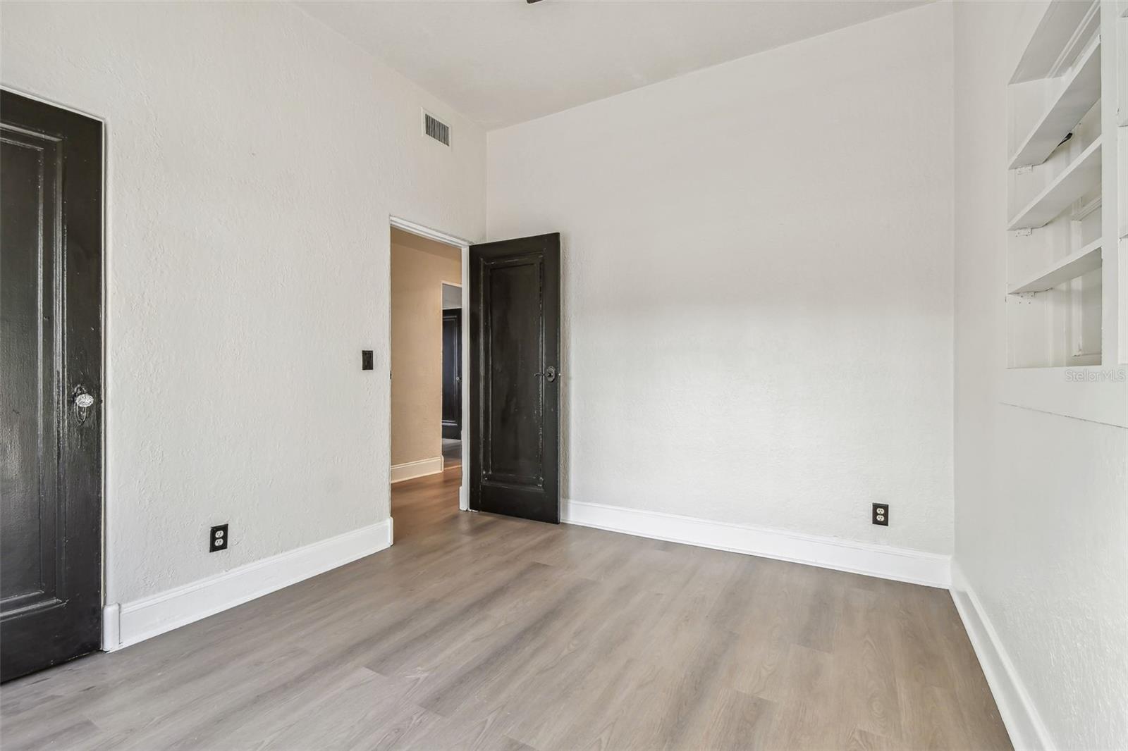 2102 W LA SALLE ST, TAMPA, FL, 33607