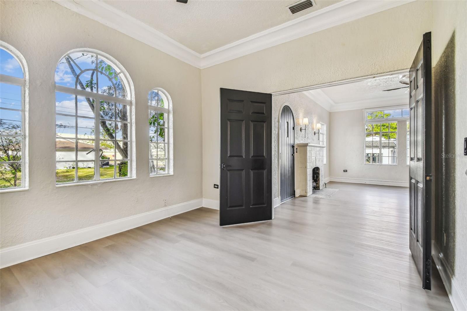 2102 W LA SALLE ST, TAMPA, FL, 33607
