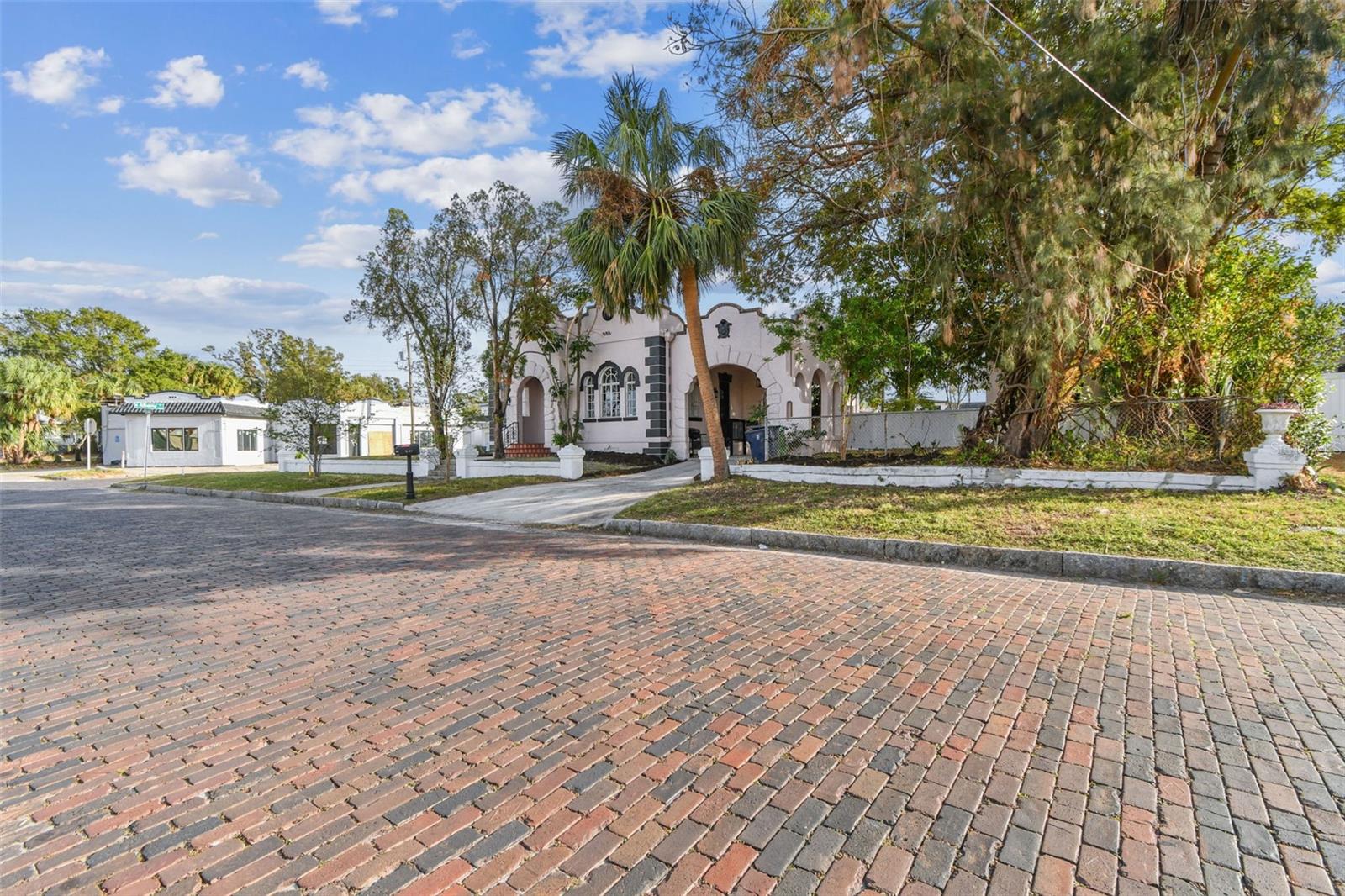 2102 W LA SALLE ST, TAMPA, FL, 33607