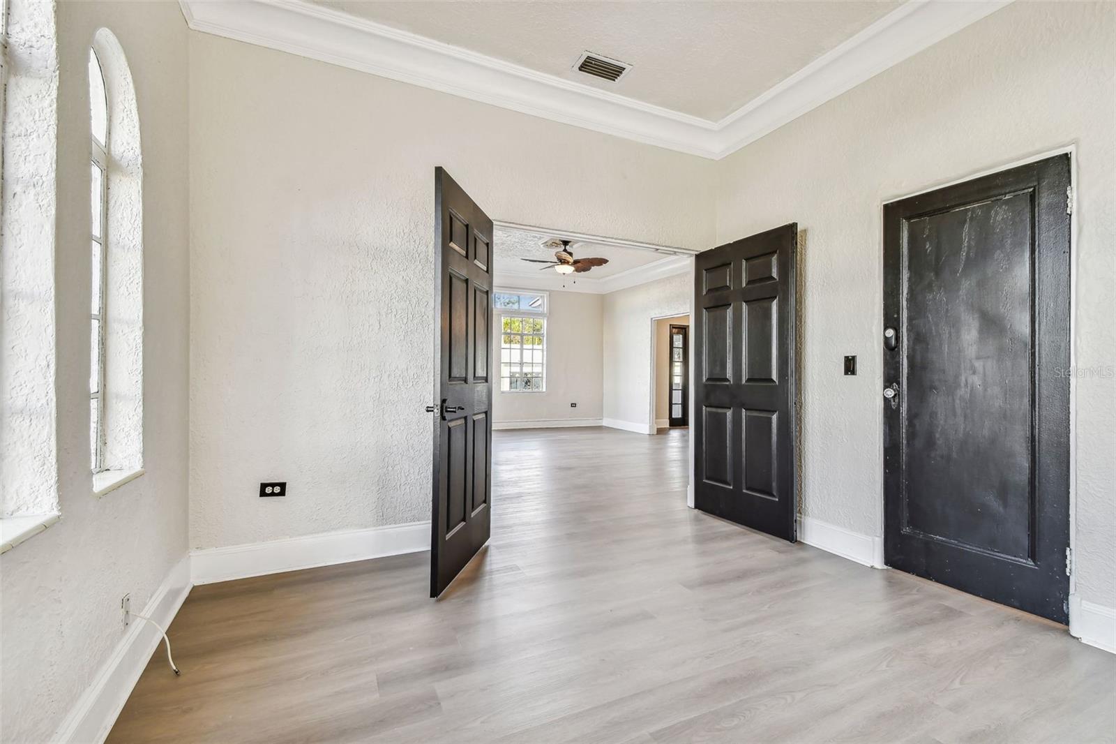 2102 W LA SALLE ST, TAMPA, FL, 33607