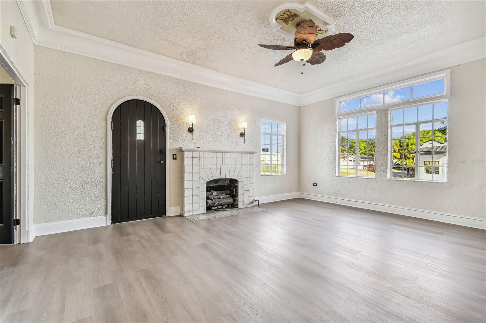 2102 W LA SALLE ST, TAMPA, FL, 33607