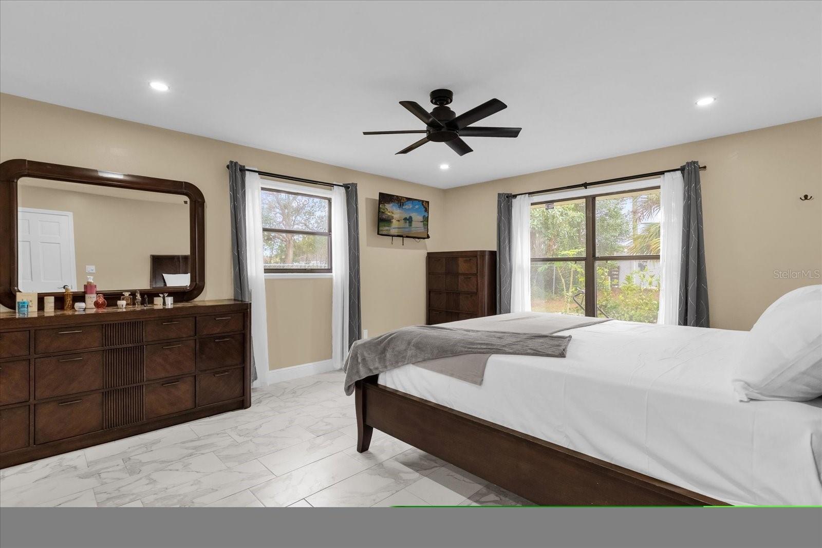 857 S ATMORE CIR, DELTONA, FL, 32725