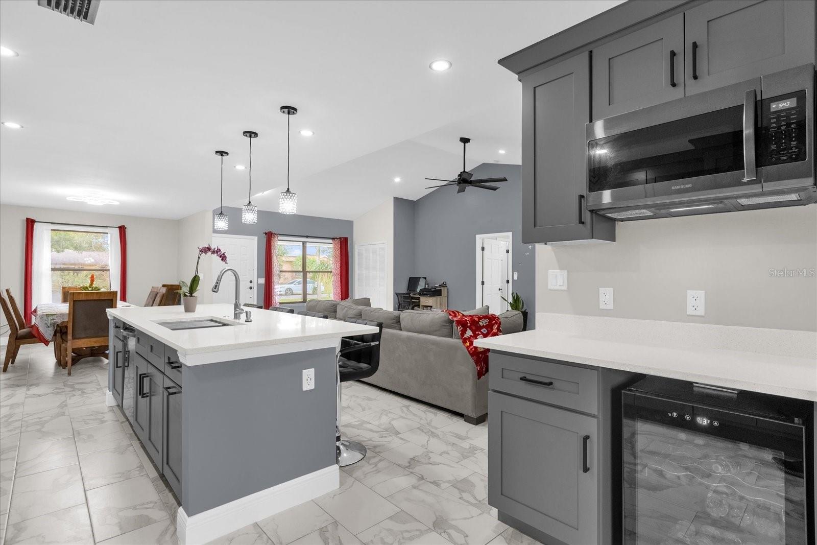 857 S ATMORE CIR, DELTONA, FL, 32725