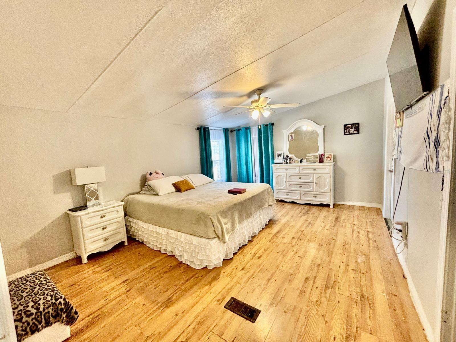1717 RONALD REAGAN PKWY, DAVENPORT, FL, 33896