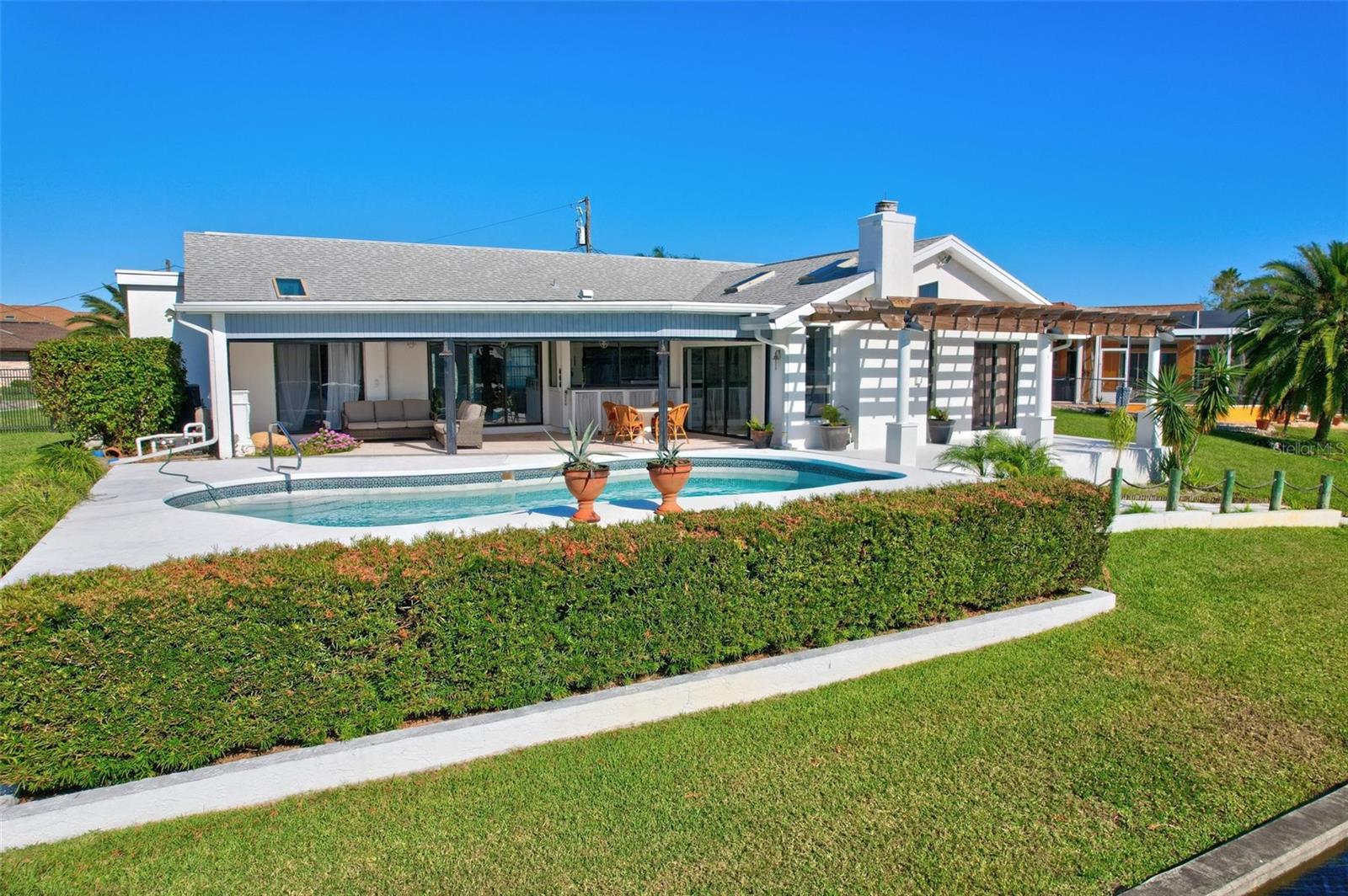 1 CHERRYTREE CT, PALM COAST, FL, 32137