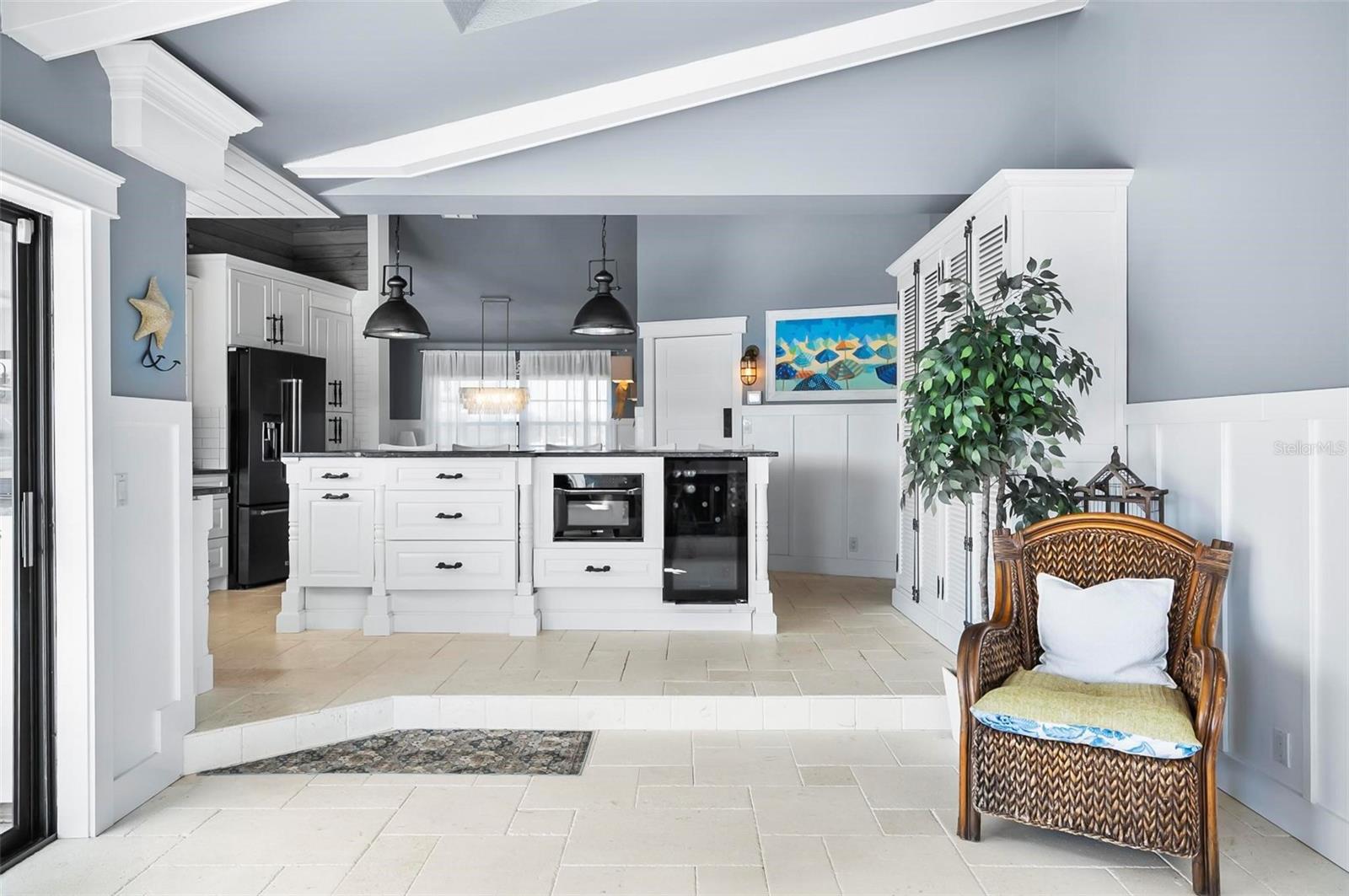 1 CHERRYTREE CT, PALM COAST, FL, 32137