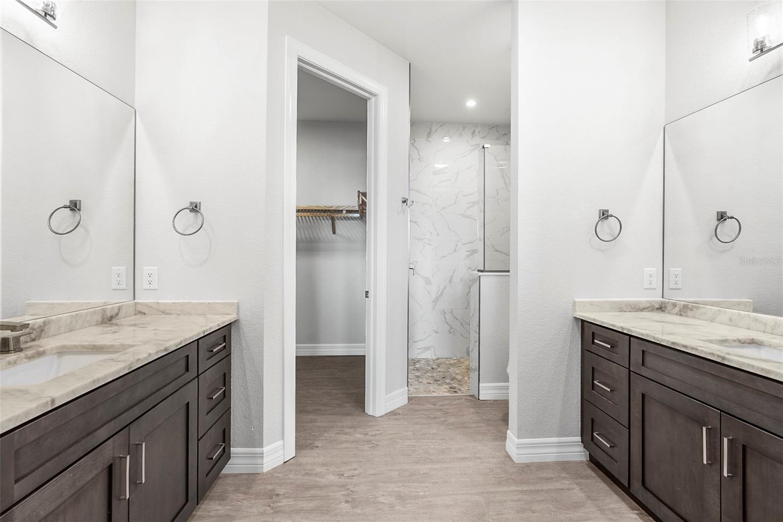 15136 HENNIPEN CIR, PORT CHARLOTTE, FL, 33981