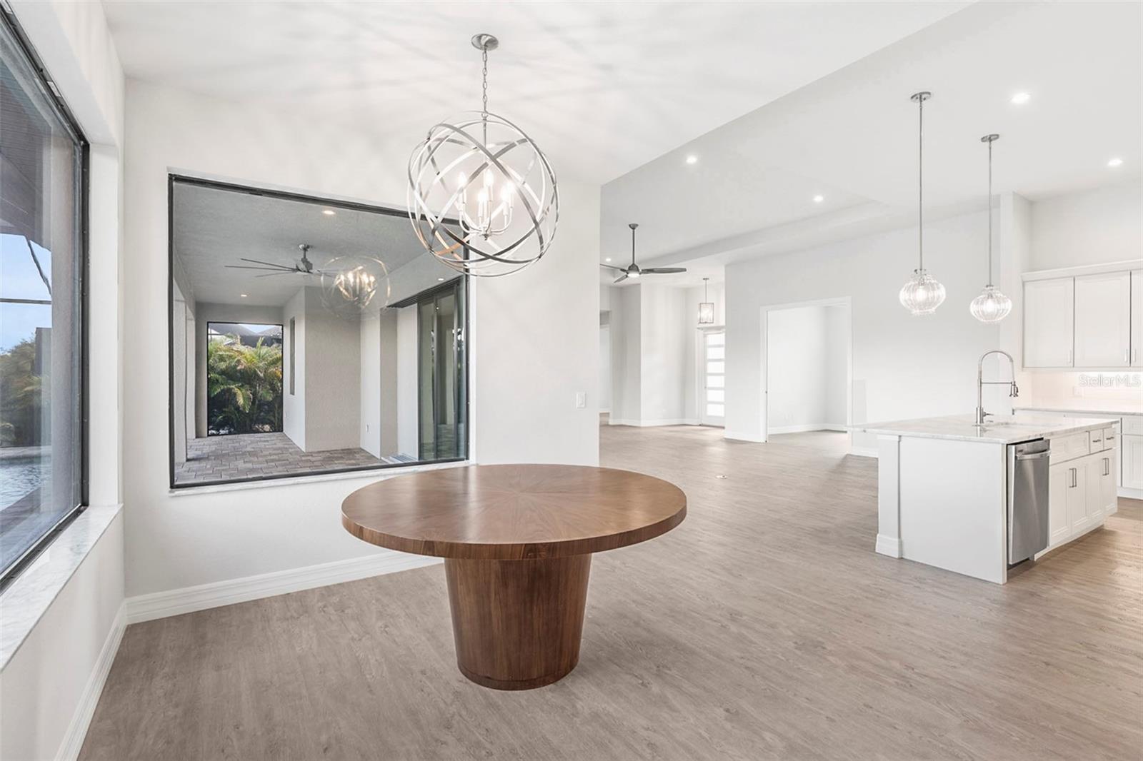 15136 HENNIPEN CIR, PORT CHARLOTTE, FL, 33981