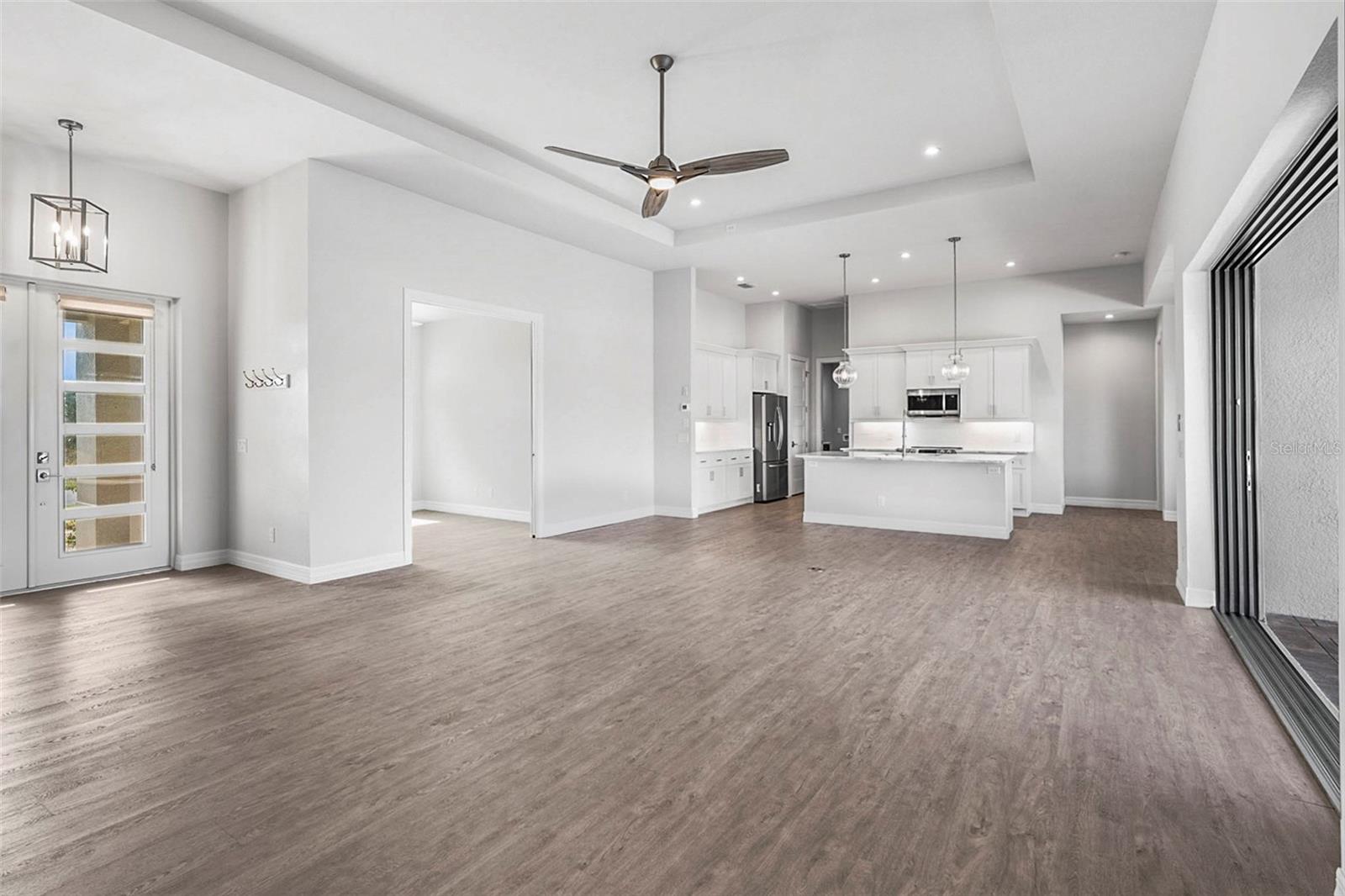 15136 HENNIPEN CIR, PORT CHARLOTTE, FL, 33981