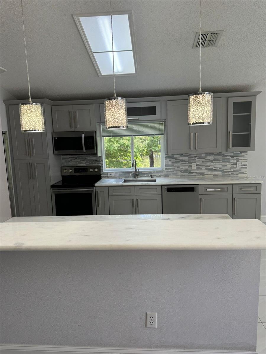 2406 RUNYON CIR, ORLANDO, FL, 32837