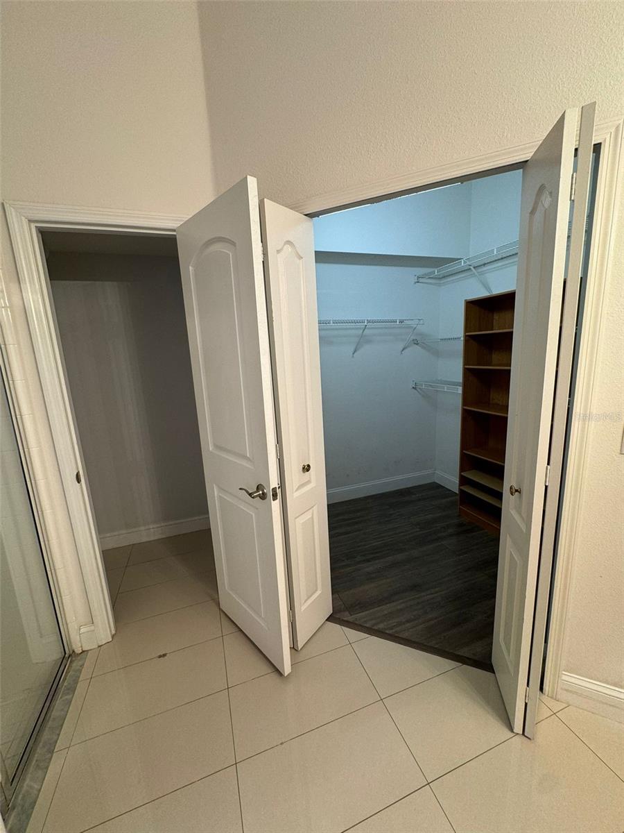 2406 RUNYON CIR, ORLANDO, FL, 32837