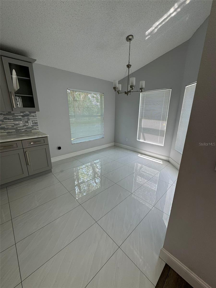 2406 RUNYON CIR, ORLANDO, FL, 32837
