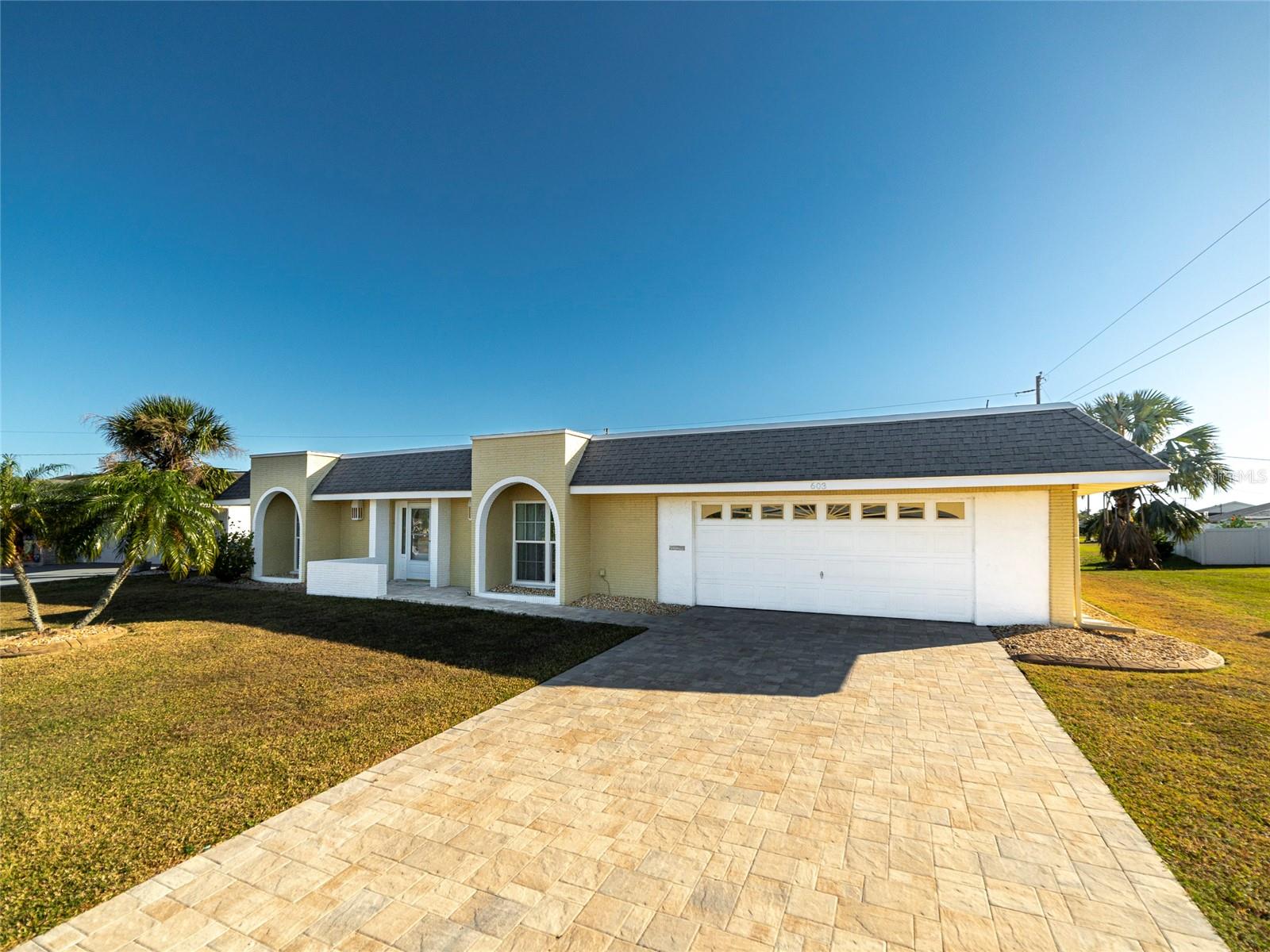 603 FOX HILLS DR, SUN CITY CENTER, FL, 33573