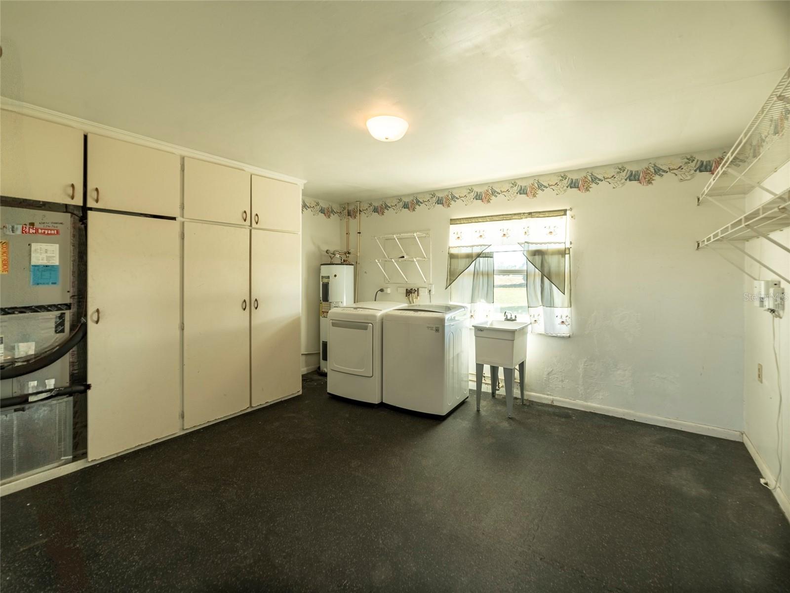 603 FOX HILLS DR, SUN CITY CENTER, FL, 33573
