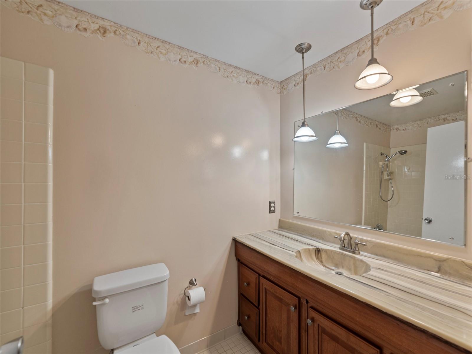 603 FOX HILLS DR, SUN CITY CENTER, FL, 33573