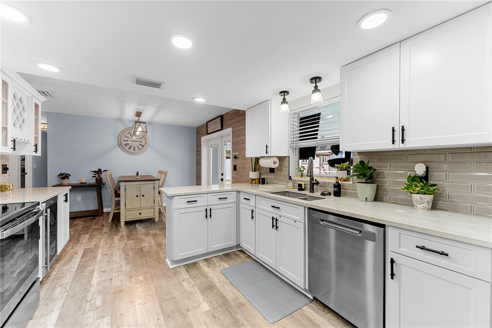 1308 OAKHILL ST, SEFFNER, FL, 33584