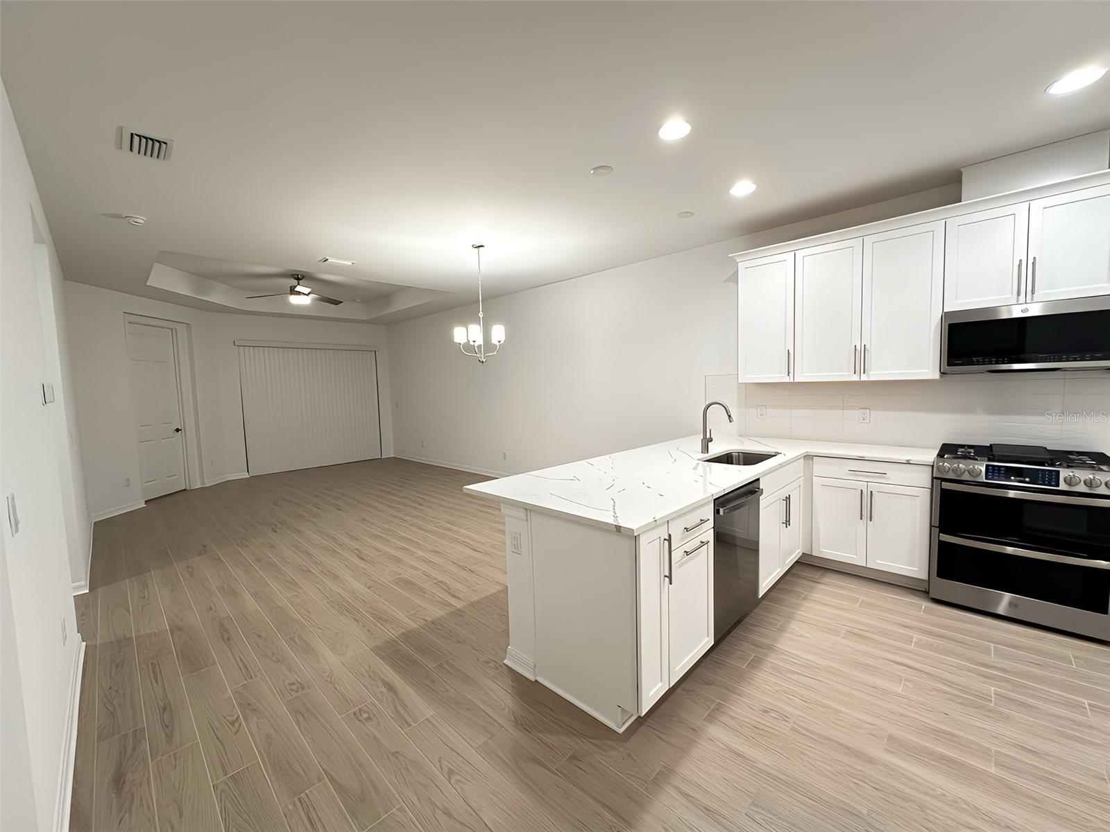 17929 CHERISHED LOOP, LAKEWOOD RANCH, FL, 34211