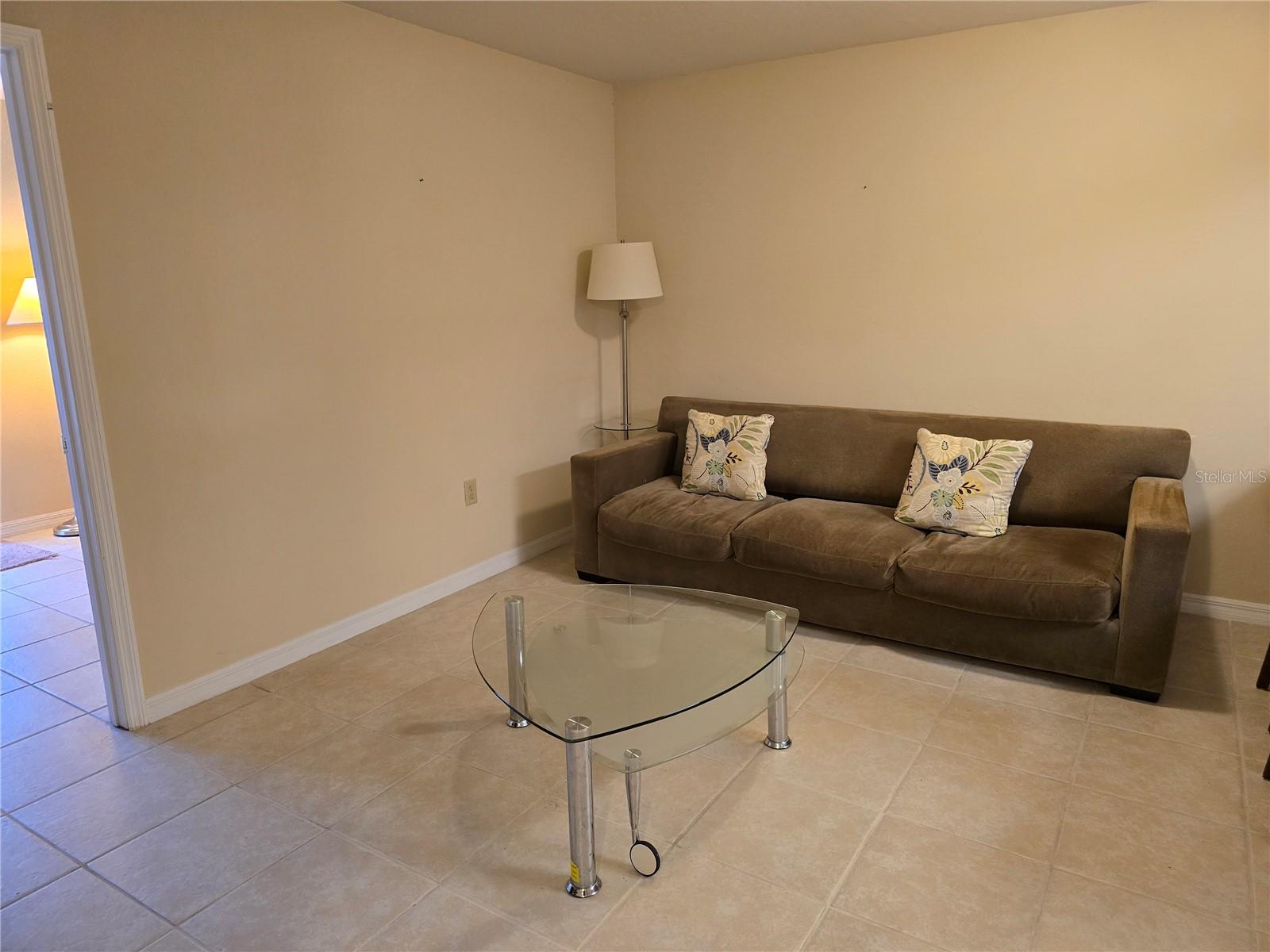 2811 SW ARCHER RD #X-207, GAINESVILLE, FL, 32608