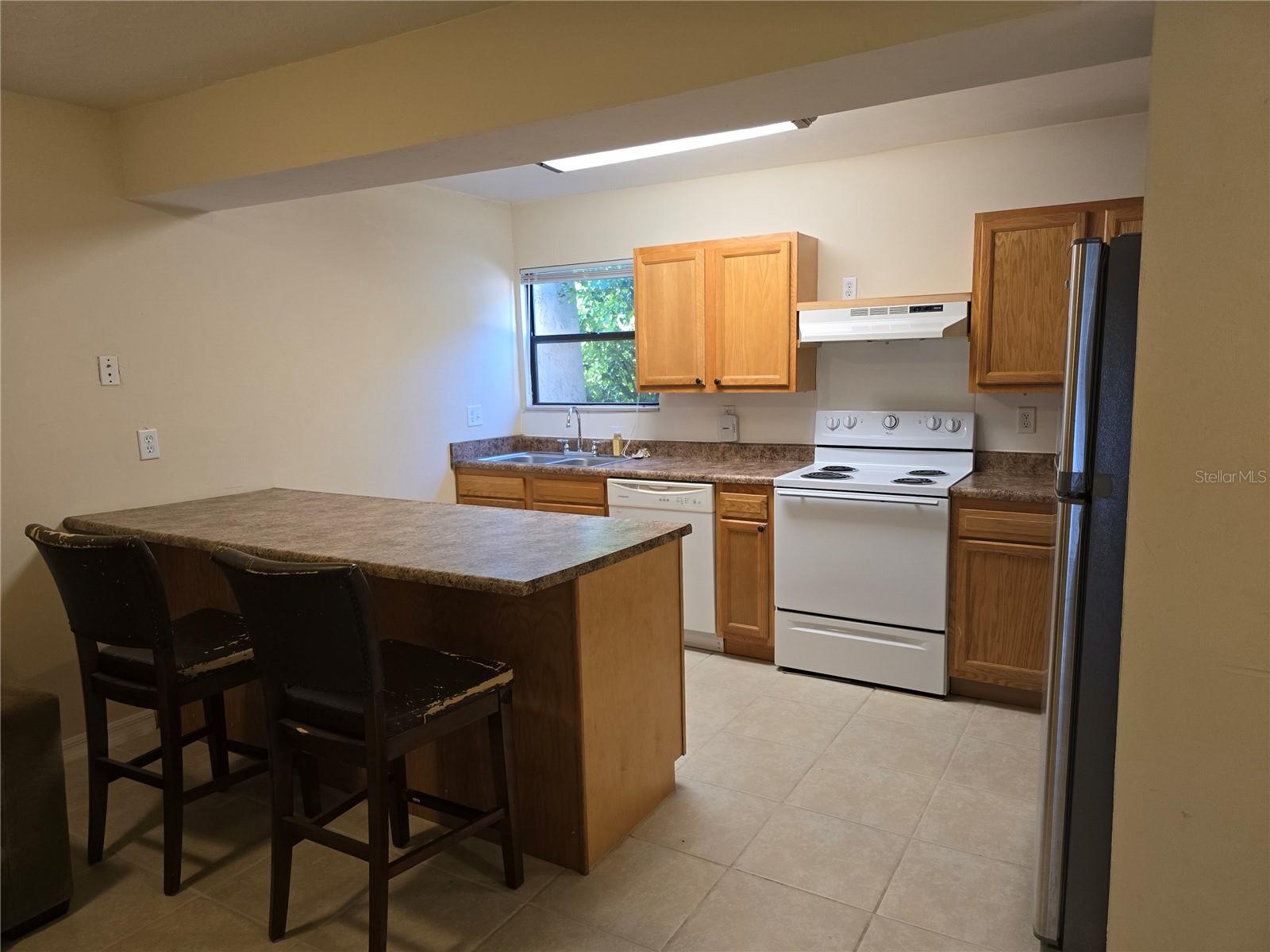 2811 SW ARCHER RD #X-207, GAINESVILLE, FL, 32608