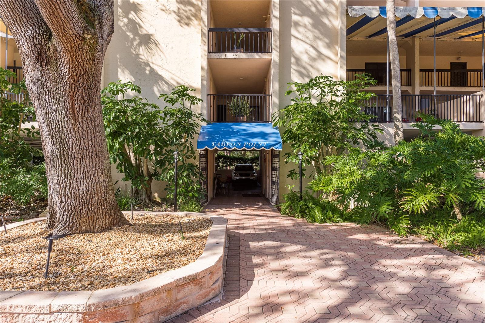 206 TARPON PT, TARPON SPRINGS, FL, 34689