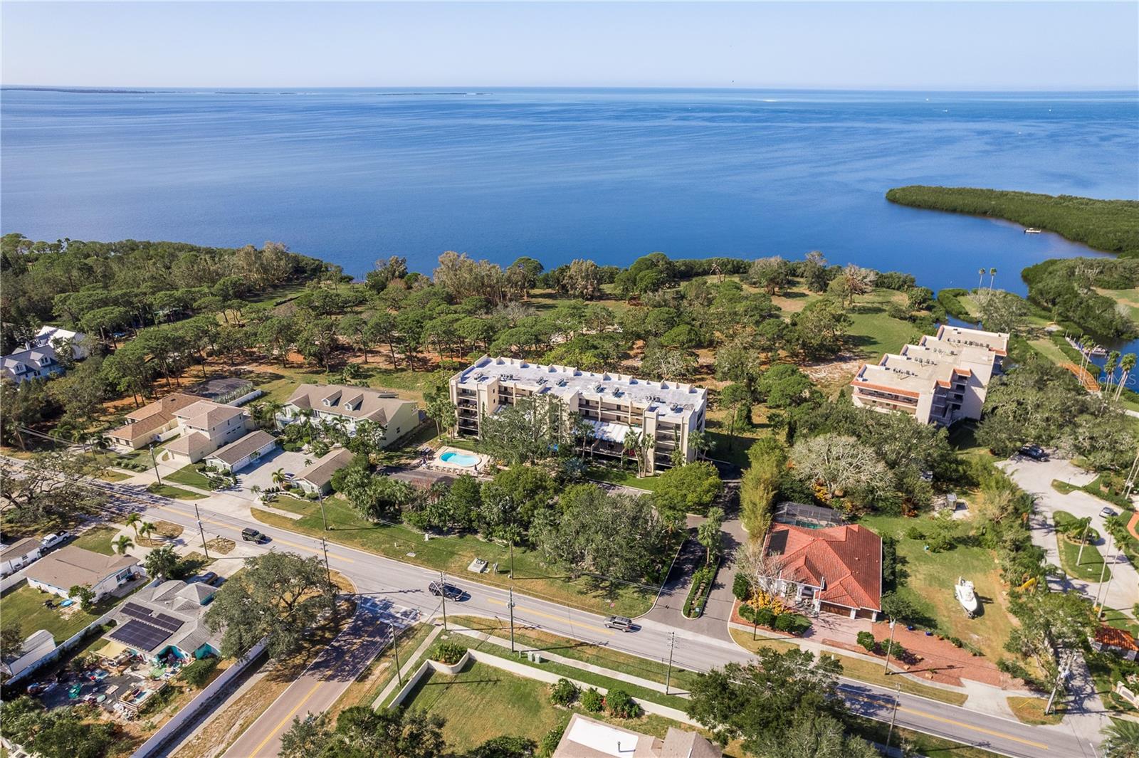 206 TARPON PT, TARPON SPRINGS, FL, 34689