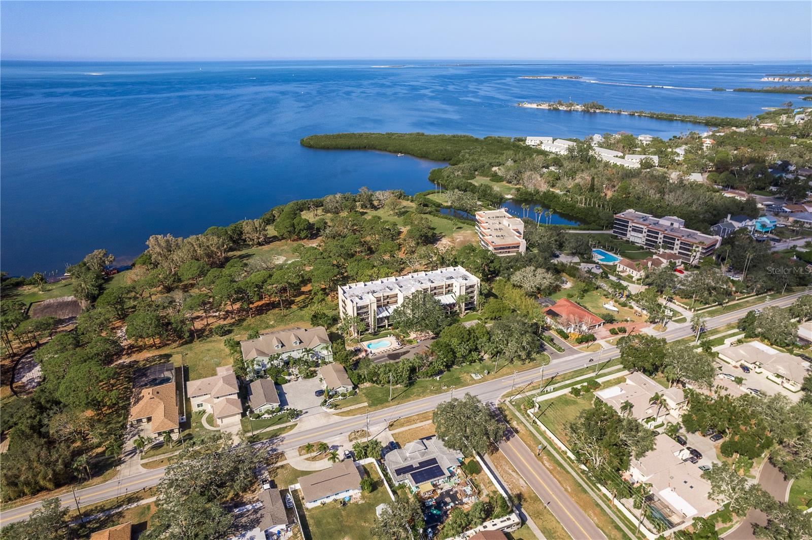 206 TARPON PT, TARPON SPRINGS, FL, 34689