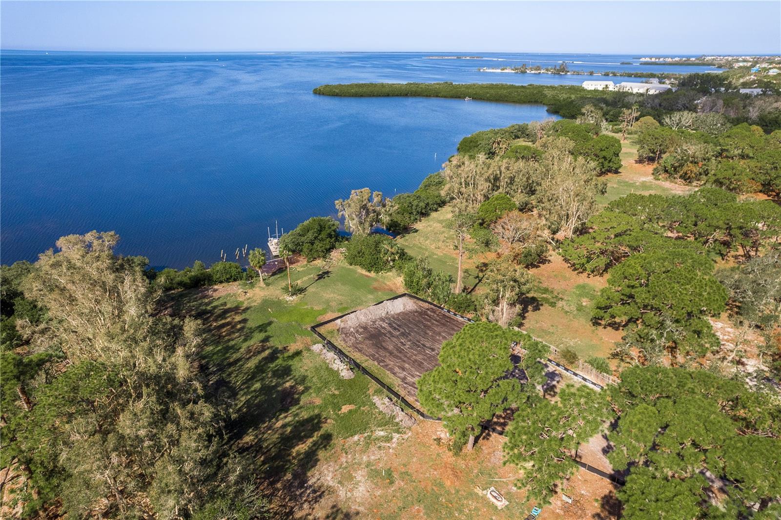 206 TARPON PT, TARPON SPRINGS, FL, 34689