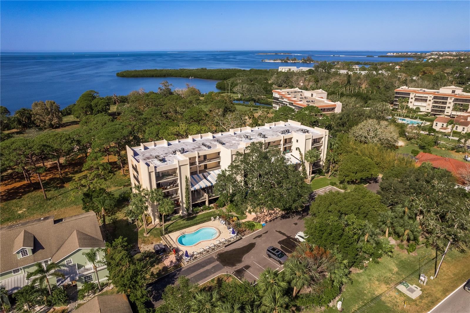 206 TARPON PT, TARPON SPRINGS, FL, 34689