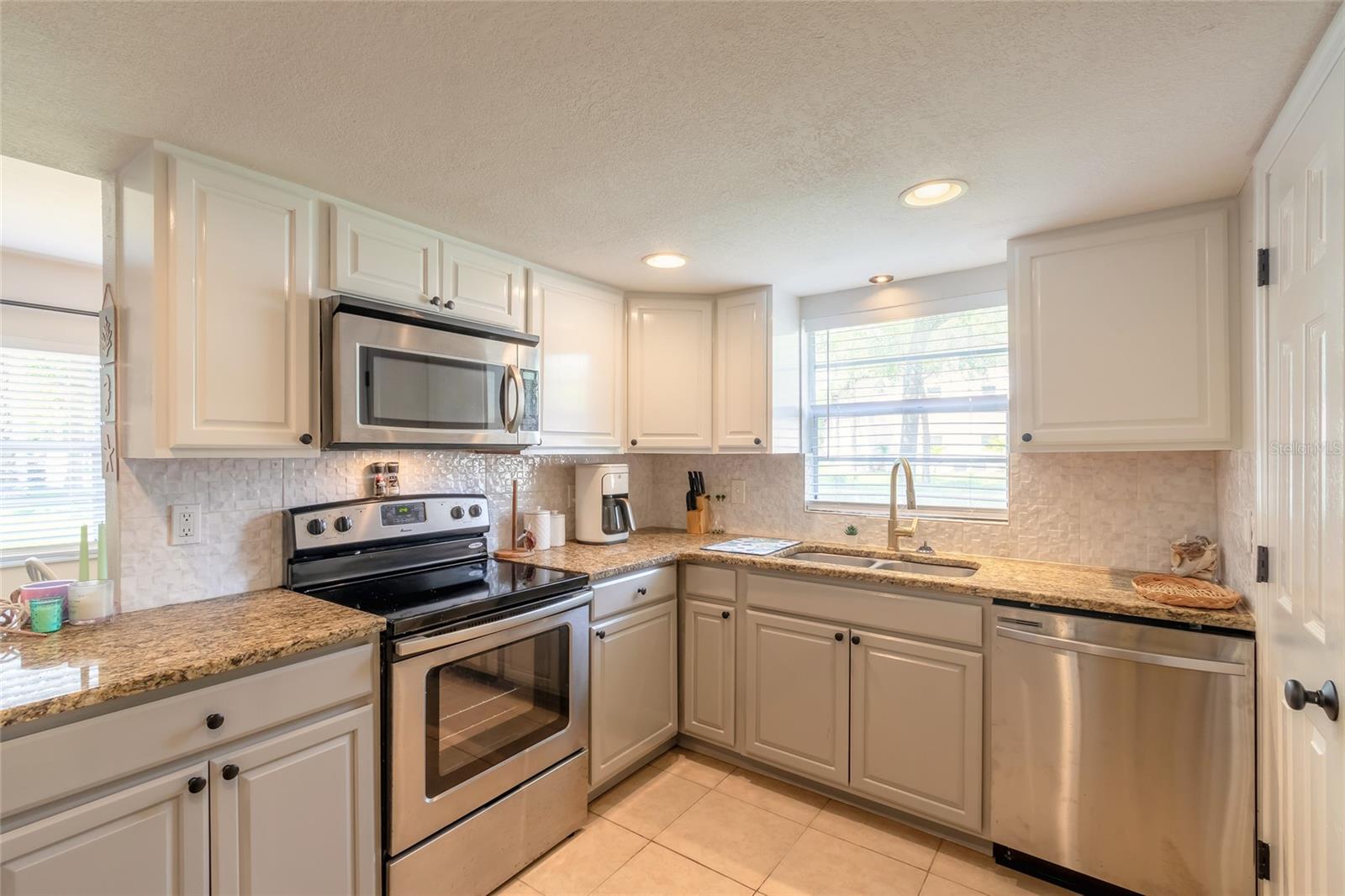 415 BANANA CAY DR #F, SOUTH DAYTONA, FL, 32119