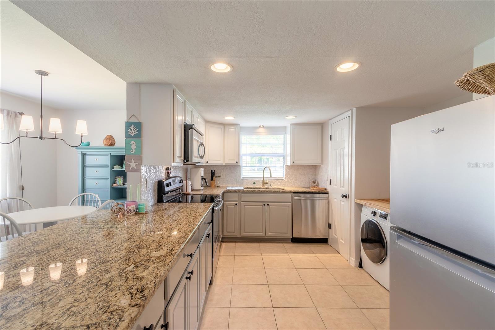 415 BANANA CAY DR #F, SOUTH DAYTONA, FL, 32119