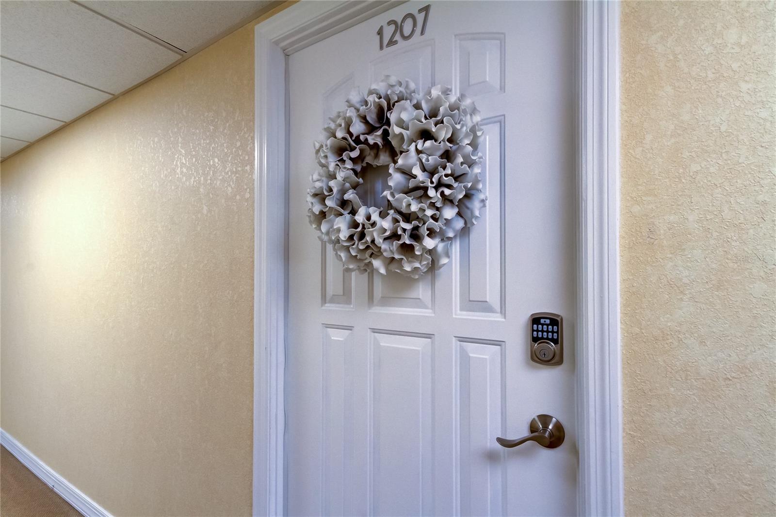 400 64 AVE #1207, ST PETE BEACH, FL, 33706