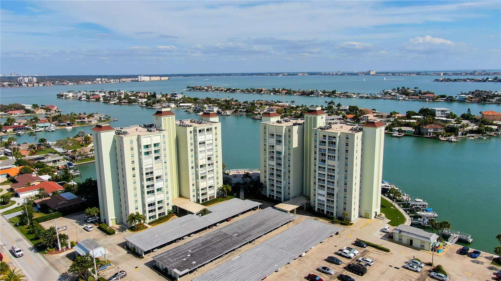 400 64 AVE #1207, ST PETE BEACH, FL, 33706