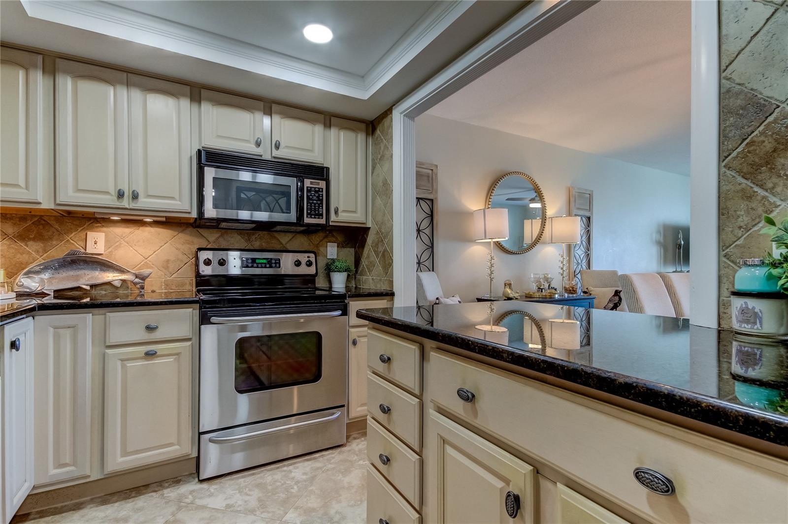 400 64 AVE #1207, ST PETE BEACH, FL, 33706